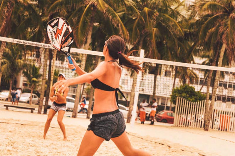 Beach tennis emagrece?